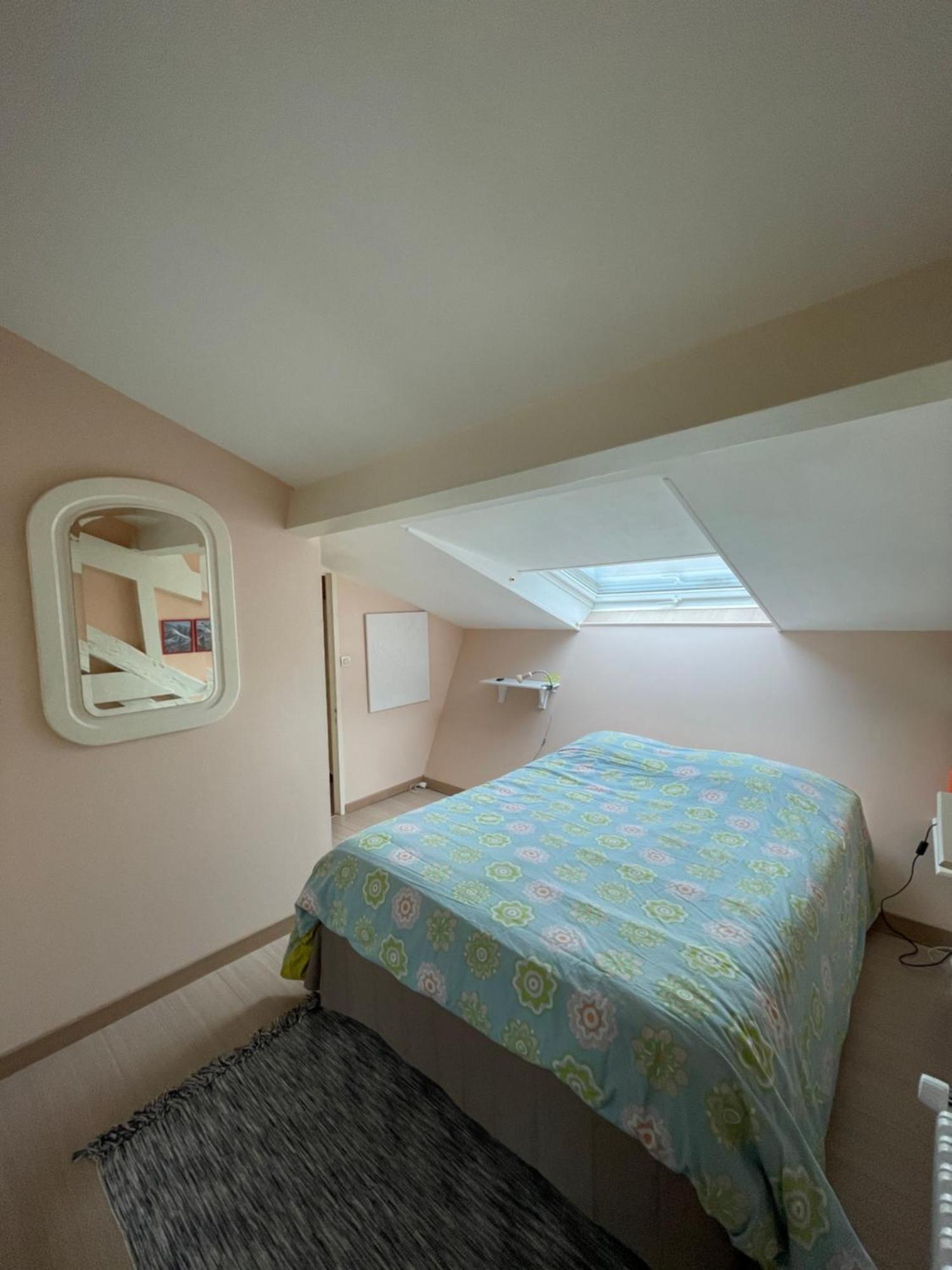 Rare 2 Bedroom With Private Beach On Lake Annecy Дуссар Номер фото