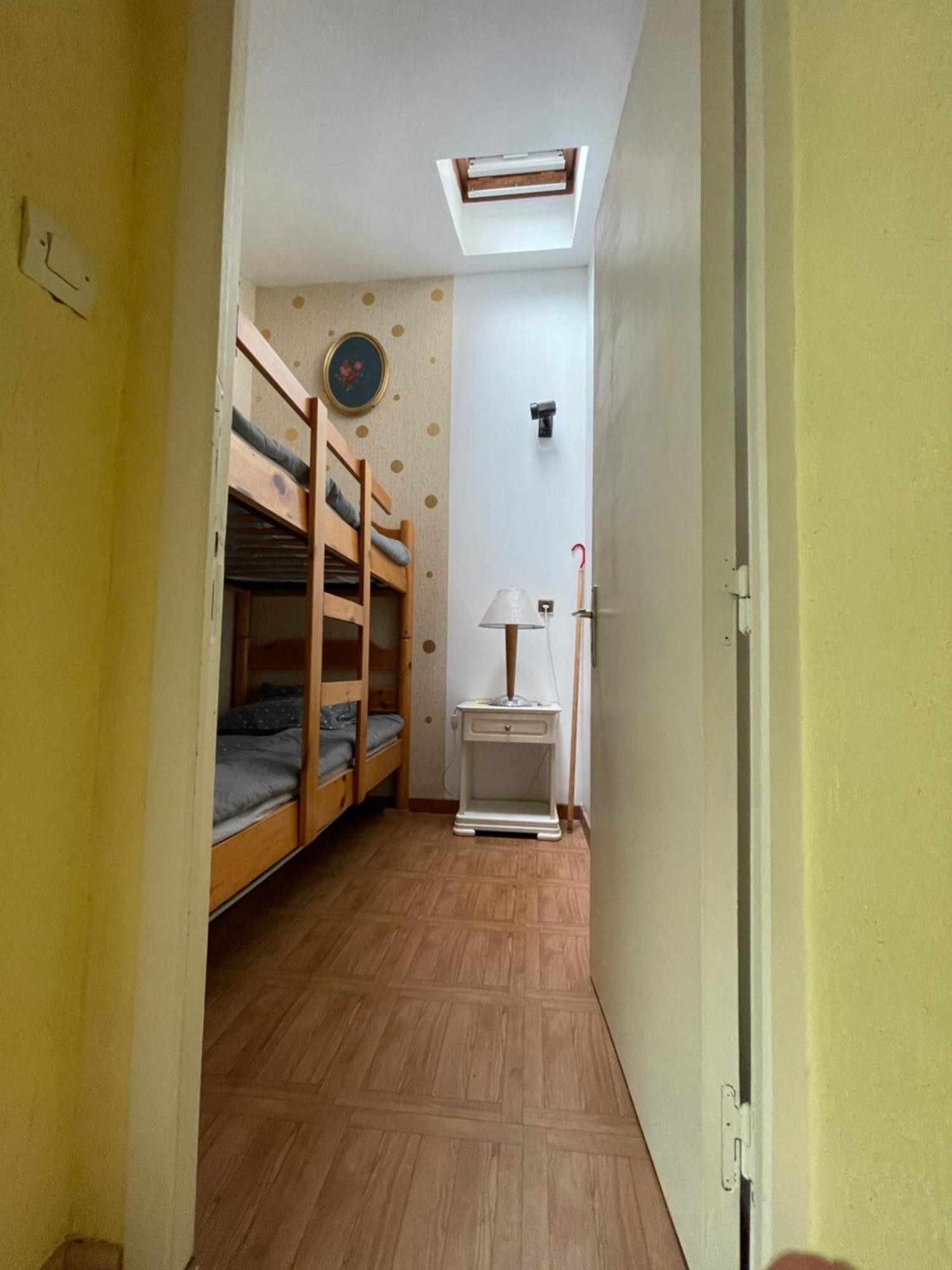 Rare 2 Bedroom With Private Beach On Lake Annecy Дуссар Экстерьер фото